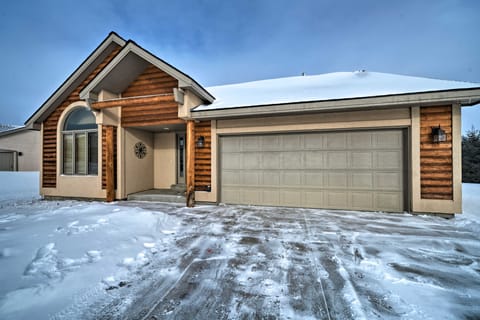 Cozy & Convenient Red Lodge Home < 8 Mi to Slopes! Casa in Red Lodge