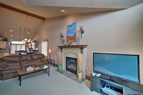 Cozy & Convenient Red Lodge Home < 8 Mi to Slopes! Casa in Red Lodge