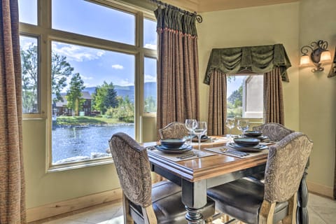 Elegant South Fork Abode w/ Views: Ski, Fish, Hike Apartment in South Fork