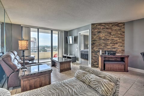 Sleek Beachfront Getaway w/ Community Perks! Apartment in Daytona Beach Shores