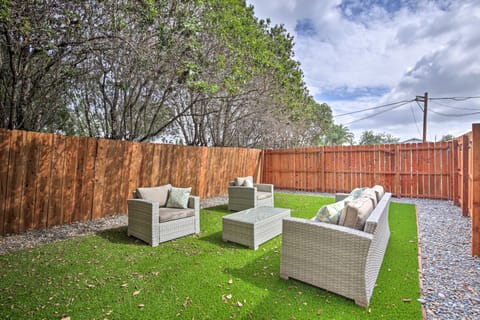 Modern Duplex Near Gaylord Resort & Bayfront! Apartment in National City