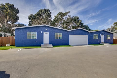 Modern Duplex Near Gaylord Resort & Bayfront! Apartment in National City