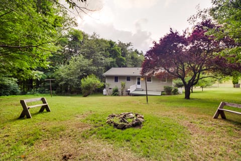 Cozy 'Nonny Cottage' Near Appalachian Trail! Cottage in Massies Mill