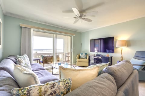 Beachfront St Augustine Condo w/ Pool Access Apartment in Crescent Beach