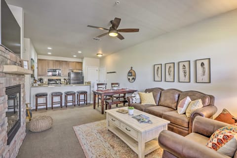 Granby Condo w/ Shared Amenities: Ski, Hike & Golf Apartment in Granby