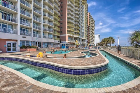 Baywatch Gem: Oceanfront Condo w/ Beach & Pools! Apartment in Atlantic Beach