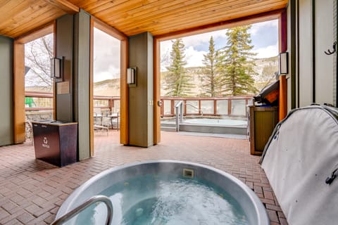 Ski-In/Out Condo w/ Hot Tub Access in Keystone! Apartment in Keystone