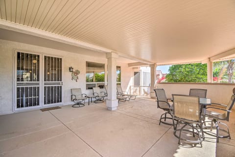 Surprise Escape w/ Patio & Fireplace, Near Golfing House in Sun City Grand