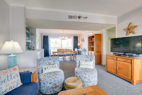 Sunny Condo - Private Ocean Isle Beach Access! Apartment in Ocean Isle Beach