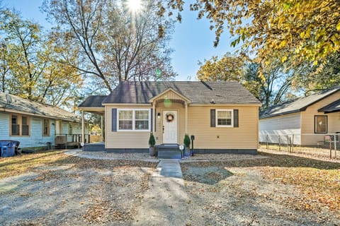 2 Mi to Historic Sites: Cozy Fort Smith Home! Casa in Fort Smith