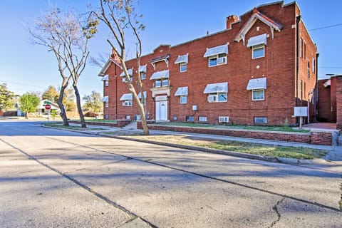 Restored Enid Apt ~ 1 Mile to Historic Dtwn! Wohnung in Enid