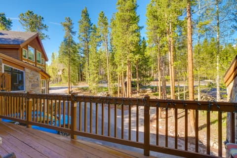 Breck Escape w/ Hot Tub & Nearby Ski Access! House in Breckenridge