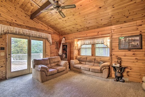 Pet-Friendly Raystown Lakefront Cabin w/ BBQ Grill Cottage in Raystown Lake