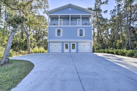 Murrells Inlet Home: Half-Mi to Marsh Walk! House in Murrells Inlet