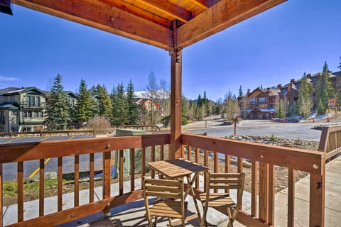 Walk to Main St: Ski-In/Ski-Out Breckenridge Condo Apartment in Breckenridge