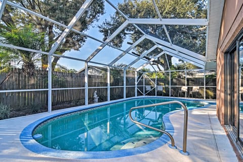 Idyllic Largo Escape w/ Private Pool & Lanai! Casa in Seminole