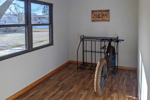 Dog-Friendly Crosby Dwelling w/ Bike Storage! Haus in Crosby