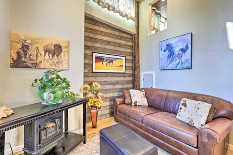 'G' Private Gate House on an Equestrian Estate! Condo in Tanque Verde
