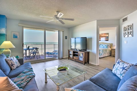 Oceanfront Retreat w/ Pool: Steps to Ormond Beach Apartment in Ormond By The Sea