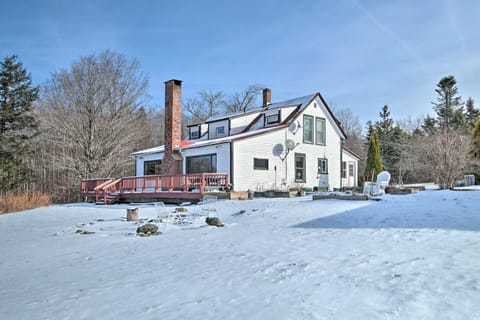 'John's Farmhouse in Mount Snow' on 120 Acres! House in Whitingham