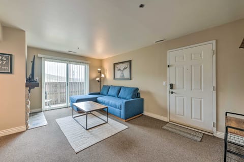 Walkable Park City Condo w/ Pool & Hot Tub! Apartment in Summit Park