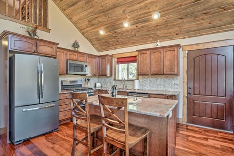 Cripple Creek Retreat w/ Incredible Mtn Views! House in Colorado