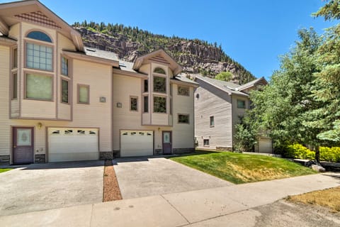 Townhome w/ Mtn Views: 1 Block to Downtown Ouray! Condo in Ouray