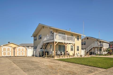 Coastal Brigantine Retreat - Walk to Beach! Apartment in Brigantine