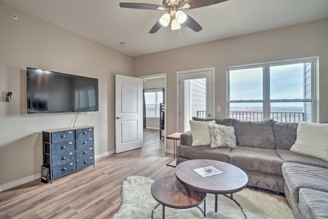 Family-Friendly Branson Condo ~ 3 Mi to Strip Apartment in Branson