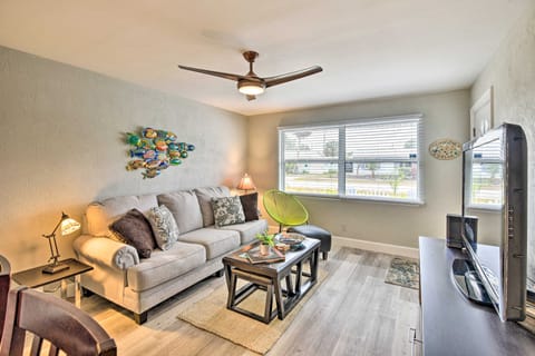 Pet-Friendly Ormond Beach Home w/ Fire Pit! House in Daytona Beach