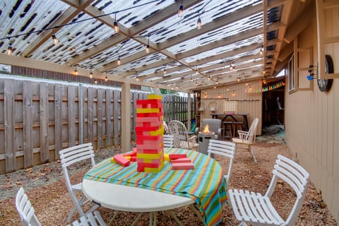 Coastal Cabin w/ Puget Sound & Rainier Views! House in Allyn-Grapeview