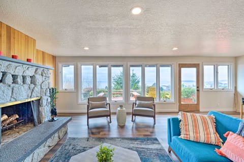 Lovely Coupeville Home w/ Puget Sound Views! House in Whidbey Island