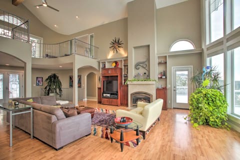 Secluded Home w/ Pool ~ 14 Mi to Coeur d'Alene! House in Kootenai County