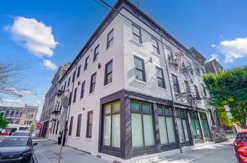 'The Republic Retreat' Walk to Washington Park! Apartment in Over The Rhine