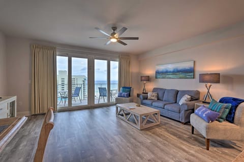 PCB Resort Condo w/ Balcony - Walk to Beach! Apartment in Long Beach