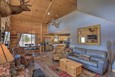 Cozy & Private Custer Cabin w/ Hiking On-Site House in West Custer Township