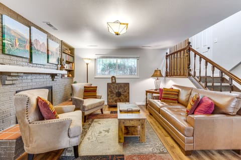 Hillside Place w/ Mountain Views ~ 8 Mi to Dtwn! Apartment in Colorado Springs