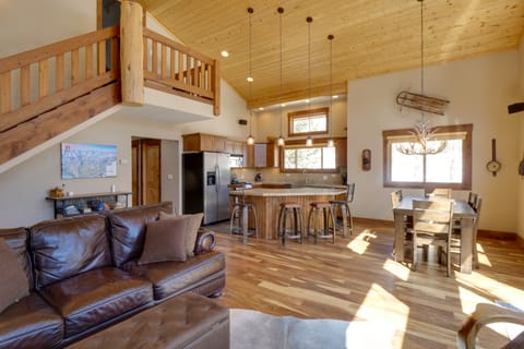 Rustic Mountain Sanctuary on 2 Acres w/ Deck! House in Park County