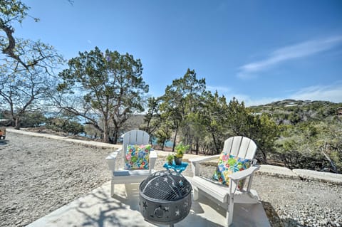 Modern Studio w/ Mtn Views & Lake On-Site! Apartment in Canyon Lake