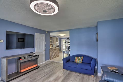 Lake Erie Waterfront Home w/ Sunroom & Yard! House in Lake Erie