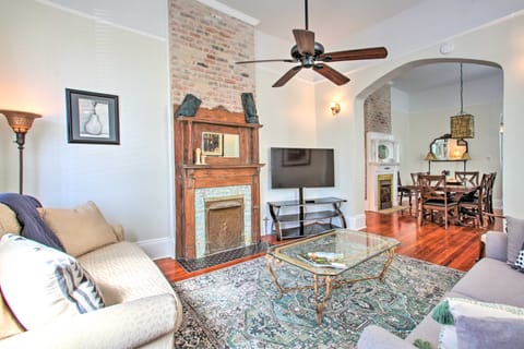 Historic Townhome - 2 Mi to French Quarter! Apartment in New Orleans