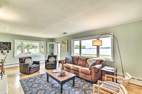 Bayfront Retreat w/ Game Room + Outdoor Pool! House in Chesapeake Bay