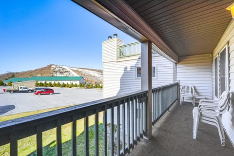 Resort Amenities: Beech Mtn Condo Near Skiing! Apartment in Beech Mountain