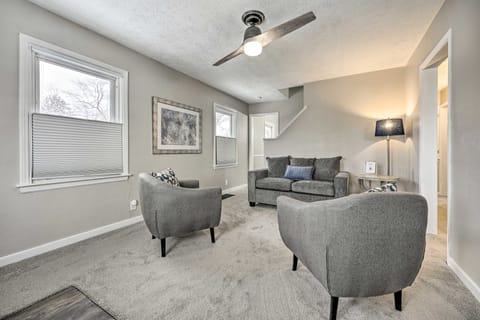 Modern South Bend Getaway ~ 3 Mi to Downtown House in South Bend