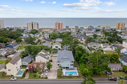 Relaxing, Updated Condo w/ Pool, Walk to Beach! Apartment in North Myrtle Beach