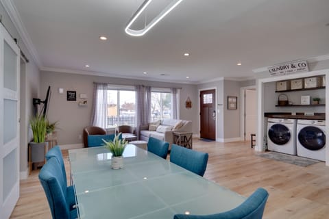 Sun-Soaked Livermore Gem with Patio & Fire Pit! House in Livermore