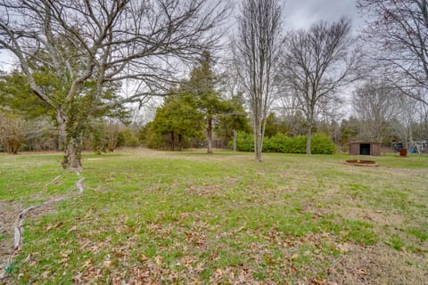 Shell Knob Home w/ Fire Pit, Near Table Rock Lake! House in Shell Knob