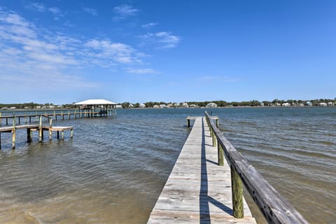 Stylish Gulf Shores Getaway w/ Dock Access! Apartment in West Beach