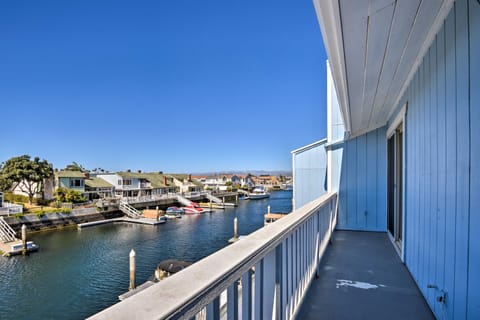 Waterfront Oxnard Escape w/ Kayaks & Dock! House in Oxnard