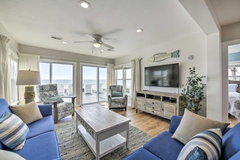 Breezy PCB Retreat w/ Direct Beach Access! Cottage in Sunnyside